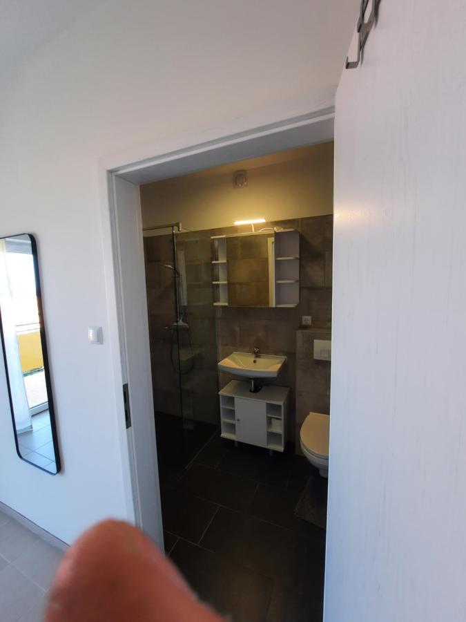 Appartements Lena. Premantura Esterno foto